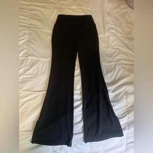 HALARA Flare leggings NEVER WORN